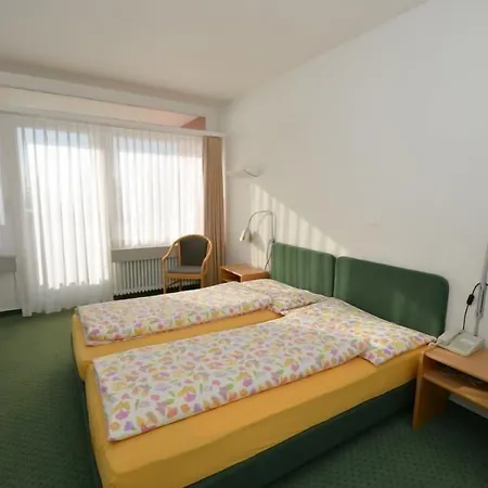 Hotel Alvier Seminar- Und 3*