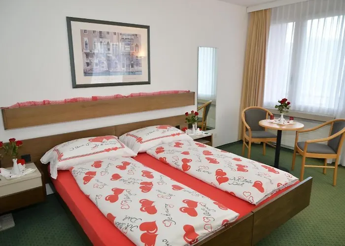 Alvier Seminar- Und Hotel