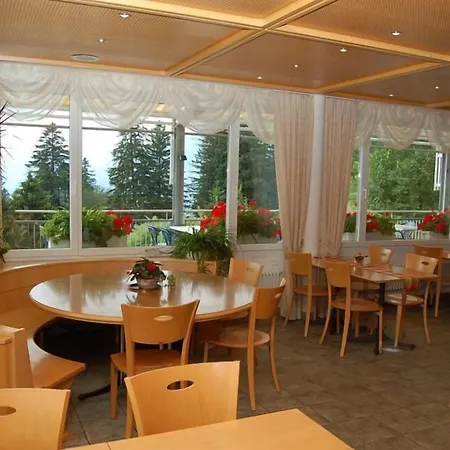 Hotel Alvier Seminar- Und 3*