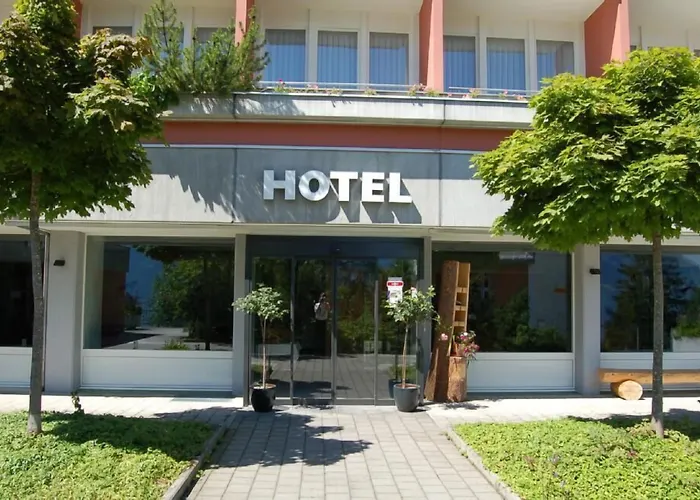 Alvier Seminar- Und 3*