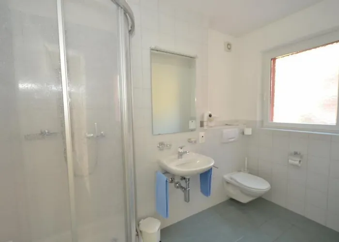 Alvier Seminar- Und Hotel Obersaxen